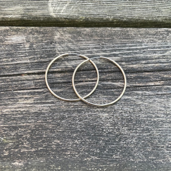 Lightweight Medium Gold Hoop Earrings - Picture 3 of 4